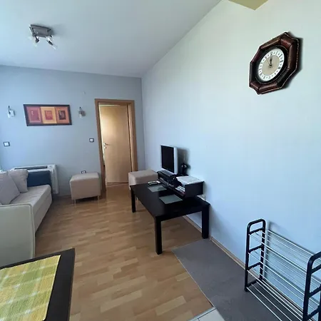 2-bedroom In Marina Club Apartment Pomorie